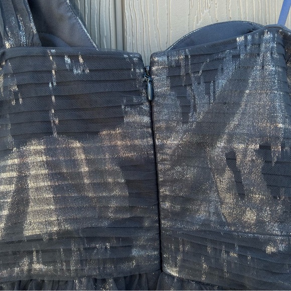 BCBGMAXAZRIA One Shoulder Silk Mini Dress Ruffled Detail Metallic Finish Small - Picture 6 of 12